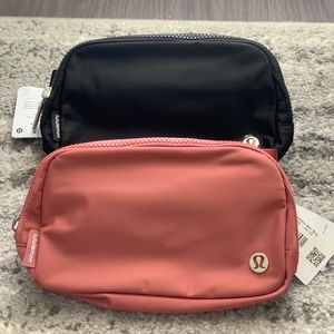 NWT Lululemon Everywhere Belt Bag